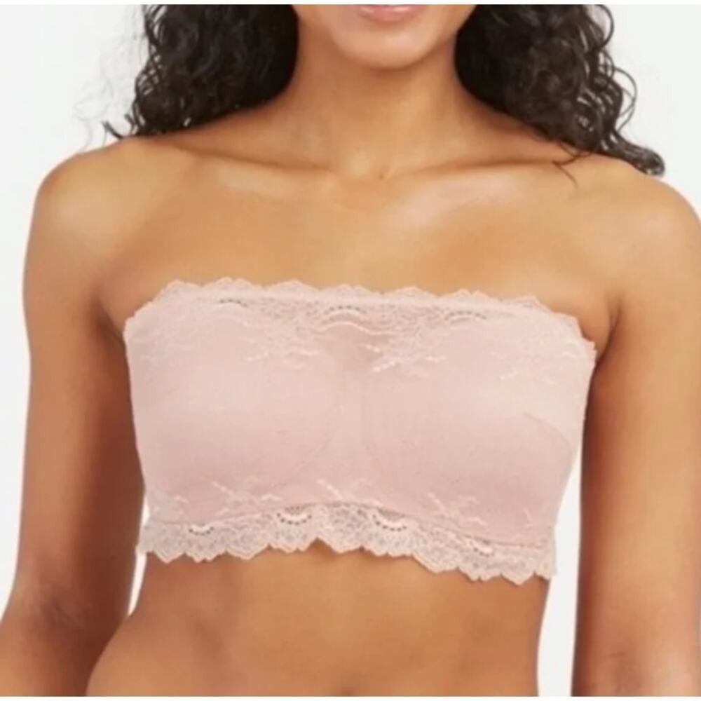 SPANX Undie-tectable Strapless Bandeau Bra Nude Pink Lace Sz M NWT {JJ46}